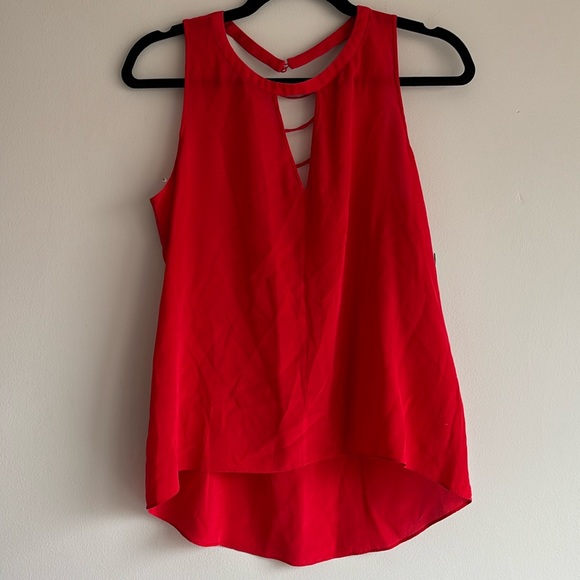 bcbgmaxazria red silk sleeveless blouse - Picture 3 of 7